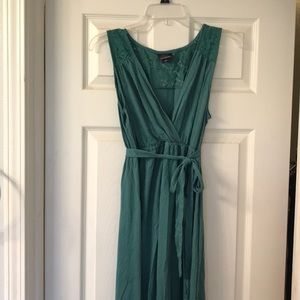 NWOT Maternity Maxi Dress